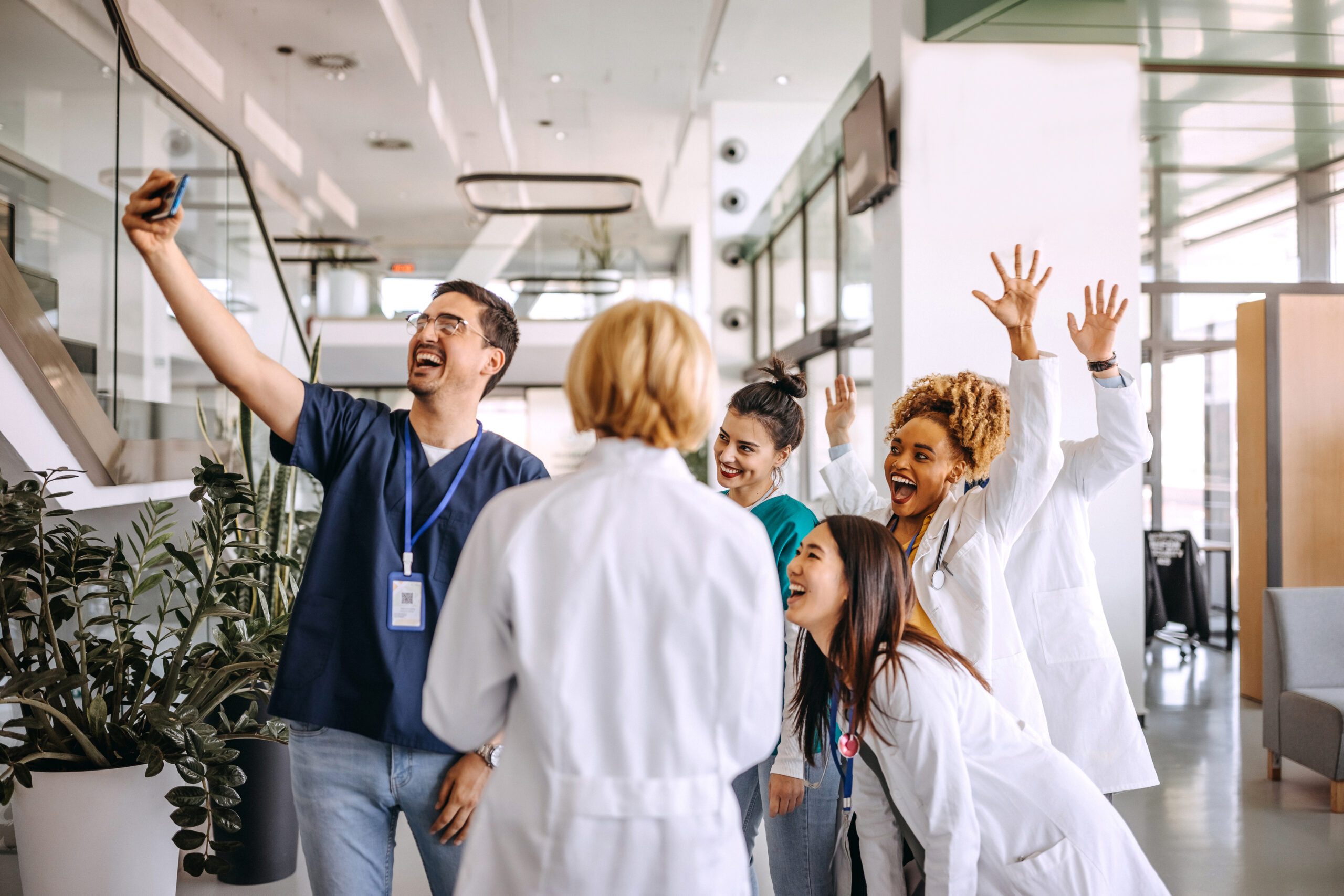 Making Friends in Med School: How to Find Your People