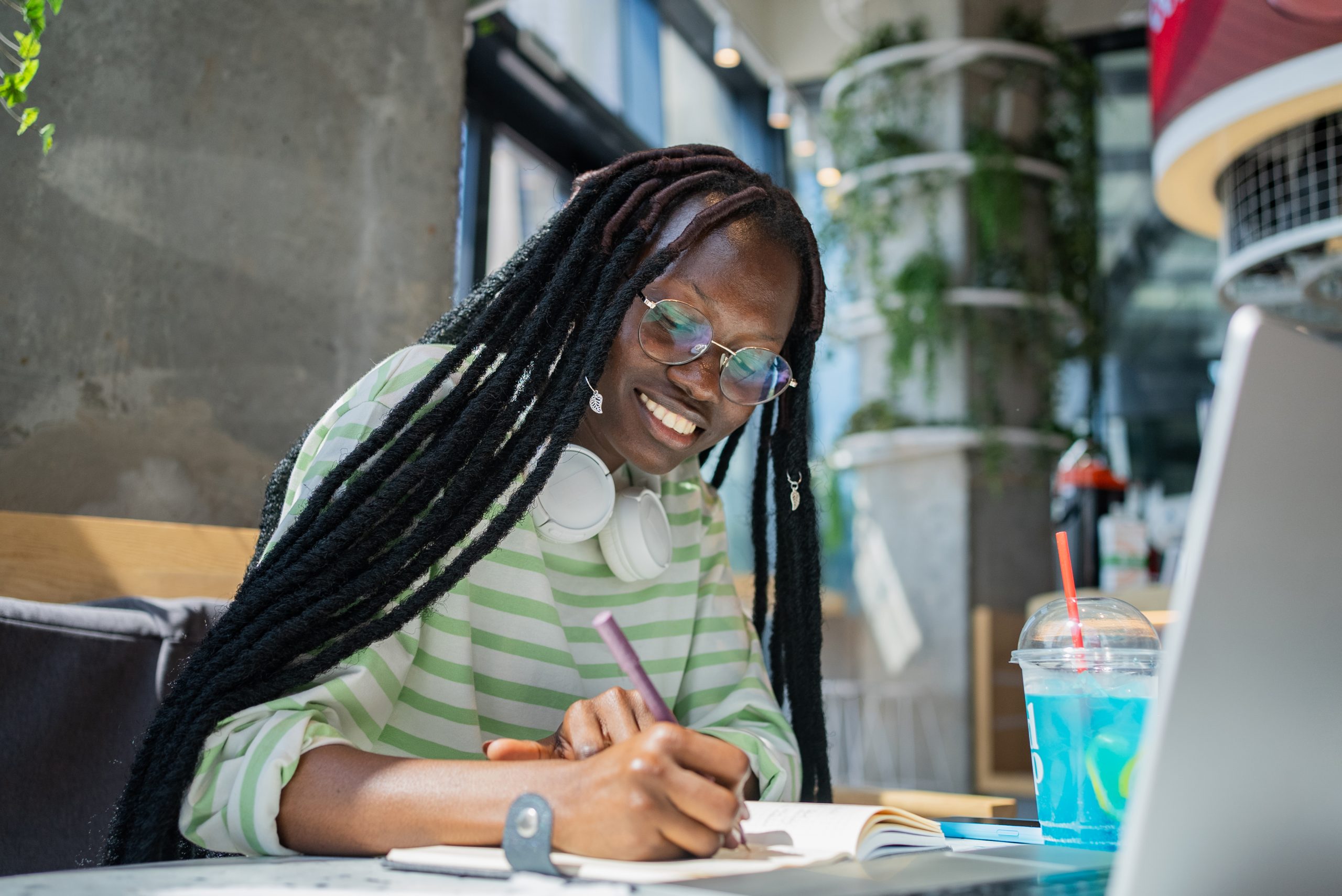 Here’s what you should (and shouldn’t) include in your PA school personal statement.