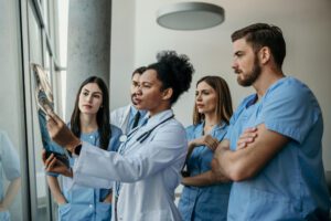 The didactic vs clinical year distinction is a real thing, and some students struggle to adapt. These seven tips will help you make the transition.