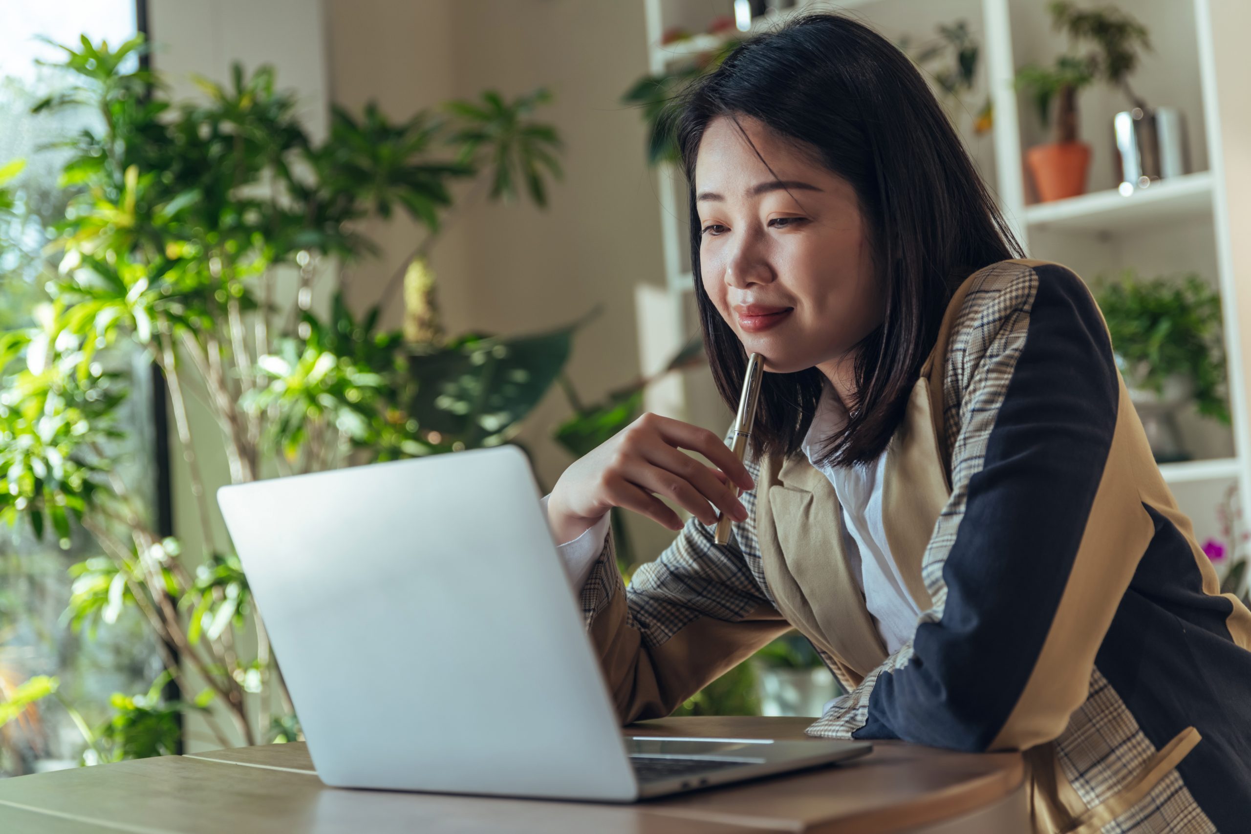 Here’s an overview of the ERAS 2026 timeline and when you should meet certain milestones in the residency application process.